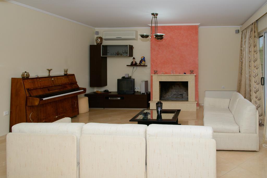 Athenian Spiti Villa Ártemida Kültér fotó